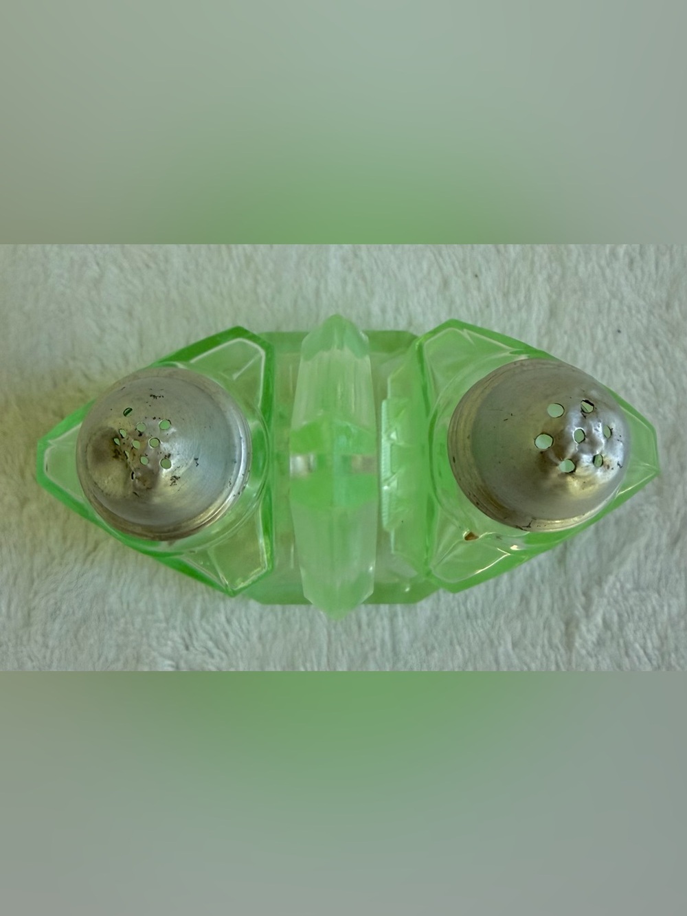 Art Deco Uranium Glass Vaseline Green Salt & Pepper Shakers W/ Caddy Antique - Picture 13 of 15